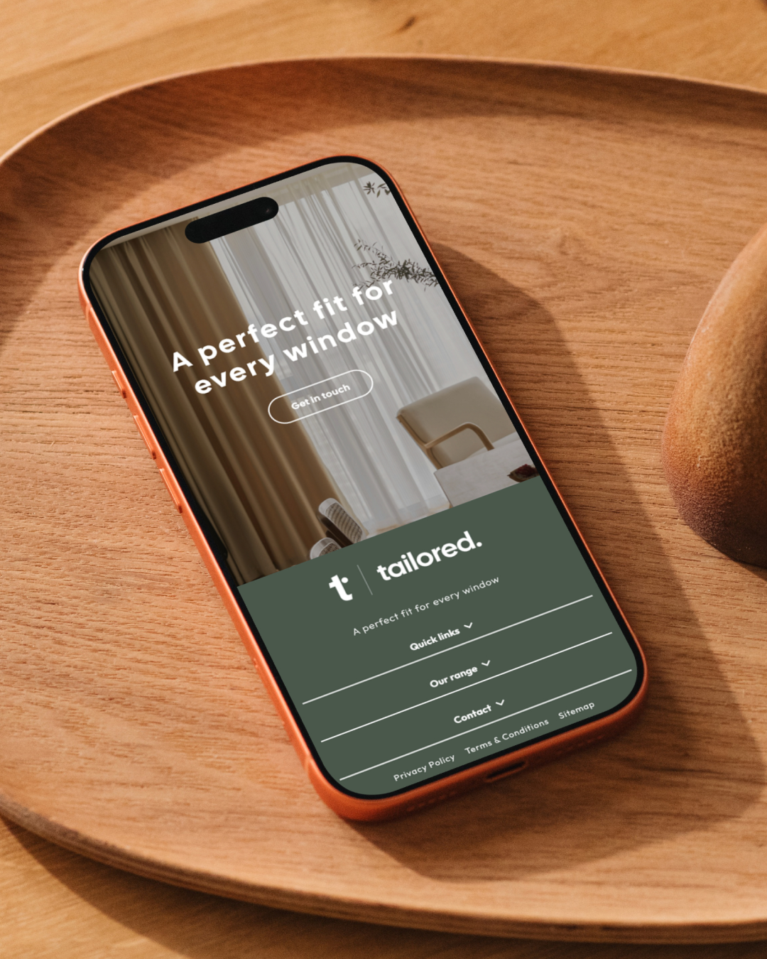 Tailored Blinds made their website with our website package for small businesses